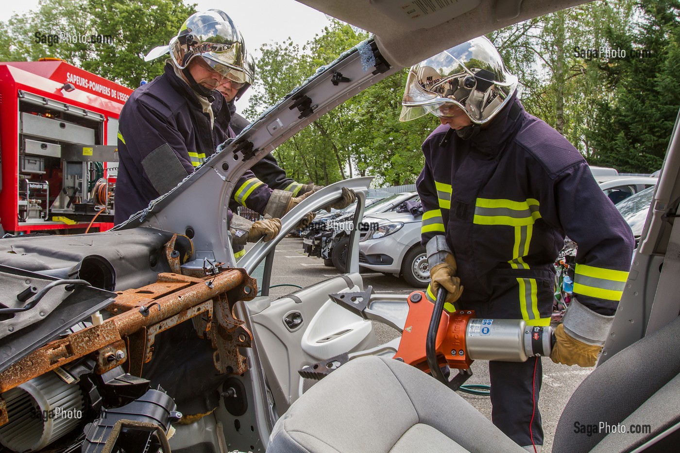 SAPEURS POMPIERS 
