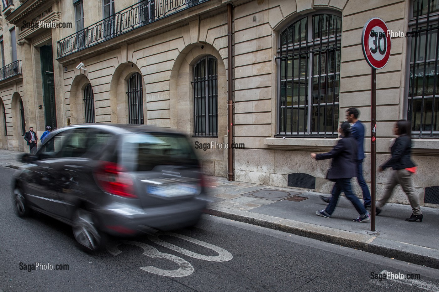 PARIS ZONE 30 KM/H 