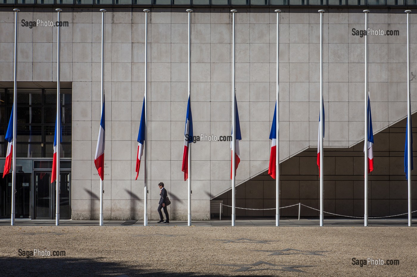 DRAPEAUX FRANCAIS EN BERNE 
