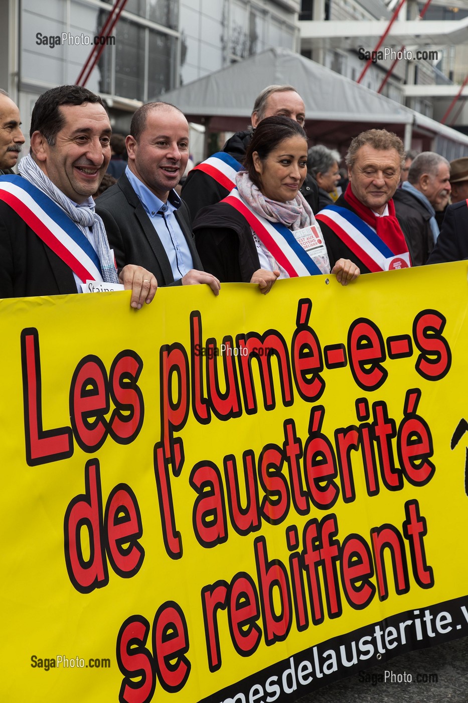 LES PLUME-E-S DE L'AUSTERITE SE REBIFFENT