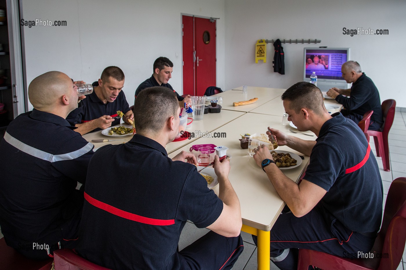 DEJEUNER DE LA GARDE SAPEURS POMPIERS 