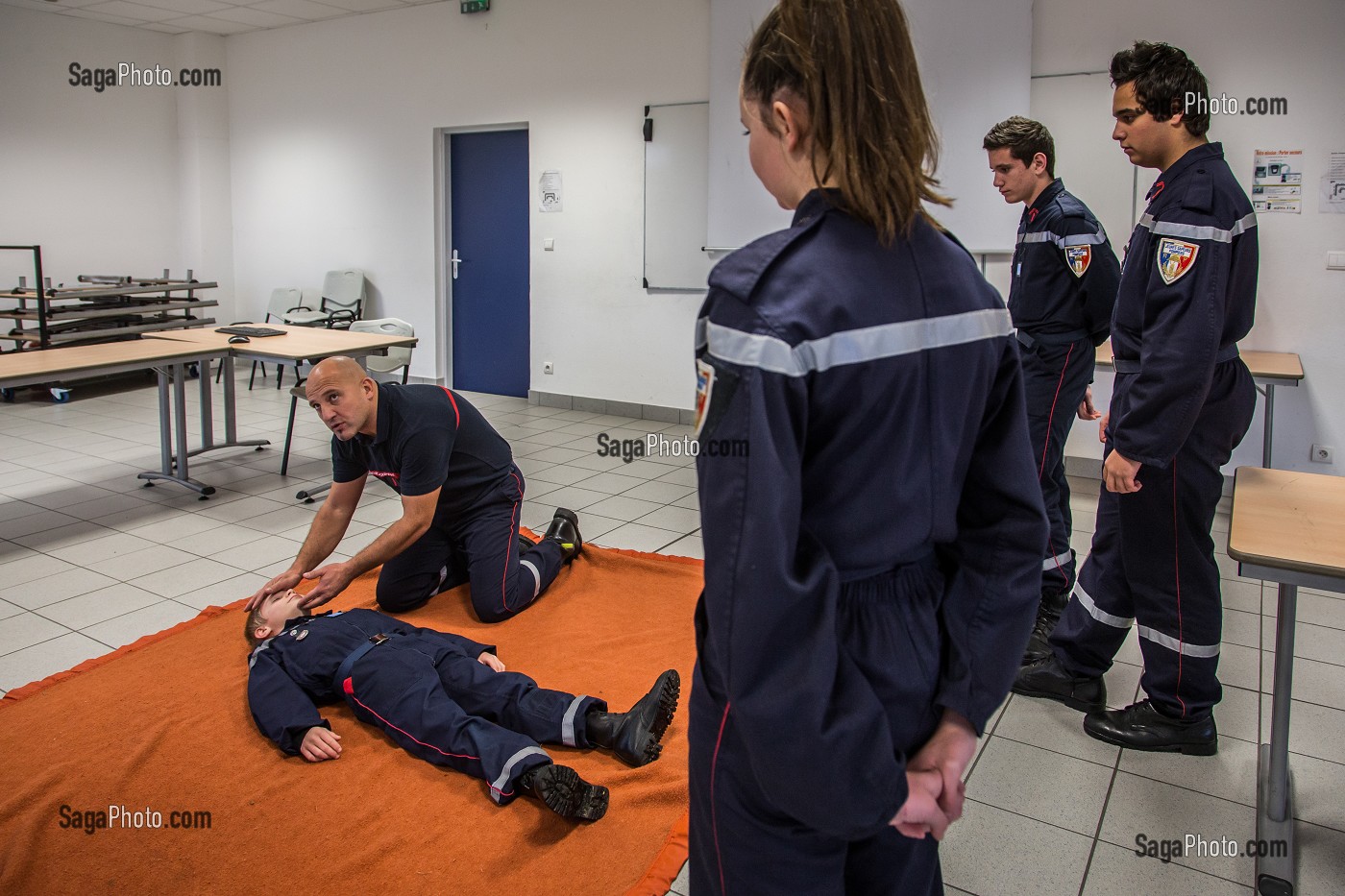 JEUNES SAPEURS POMPIERS, COUR DE SECOURISME 