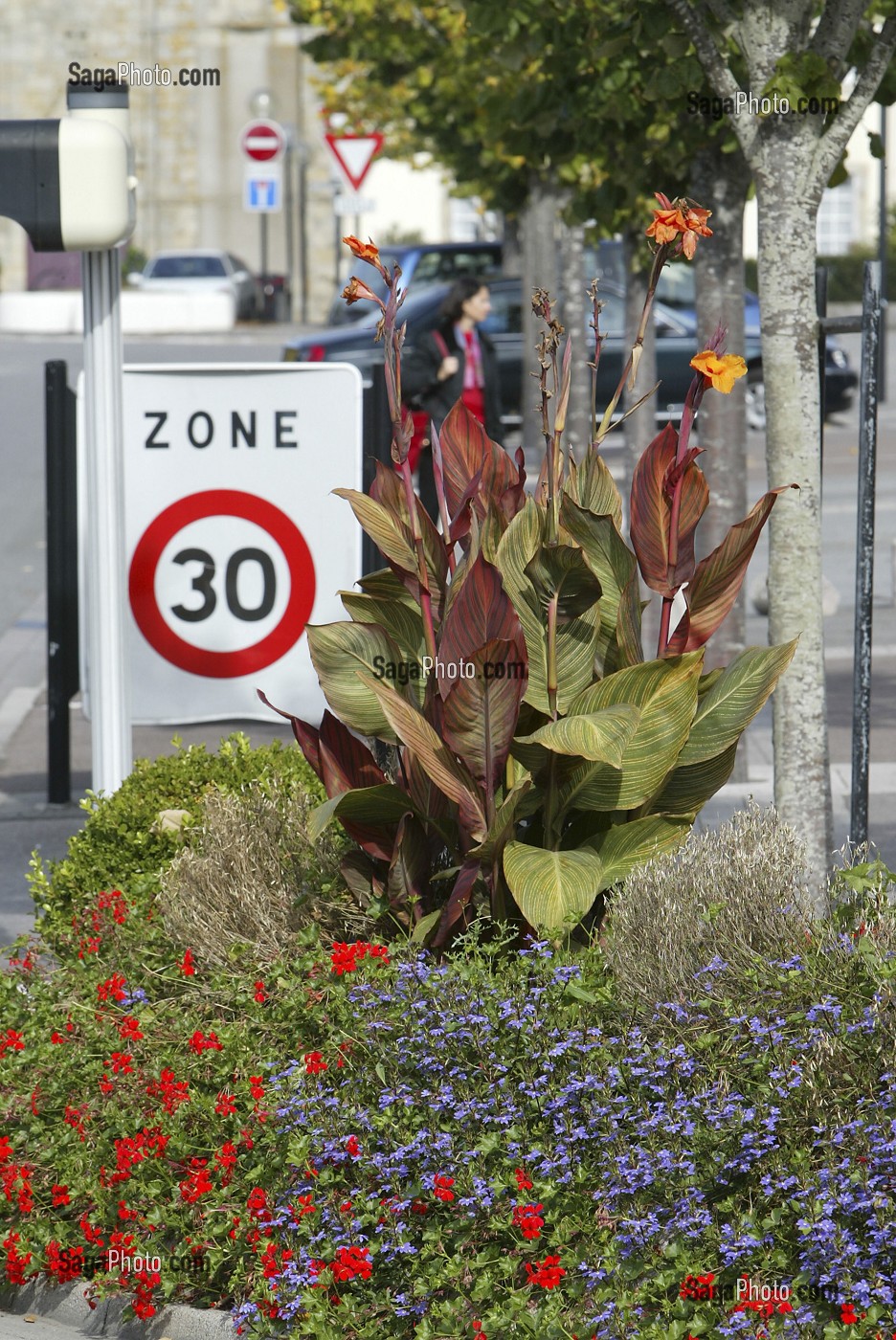 ILLUSTRATION PANNEAUX DE SIGNALISATION 