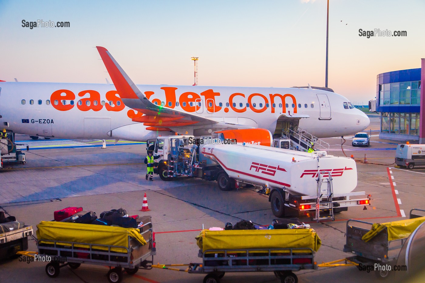 ILLUSTRATION COMPAGNIE LOW COST, EASY JET, BERLIN ALLEMAGNE