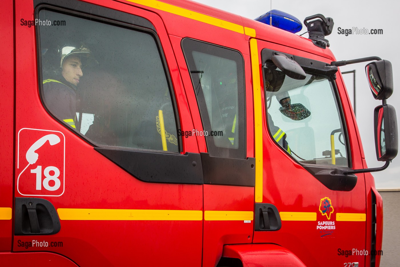 PORTRAIT SAPEUR POMPIER 