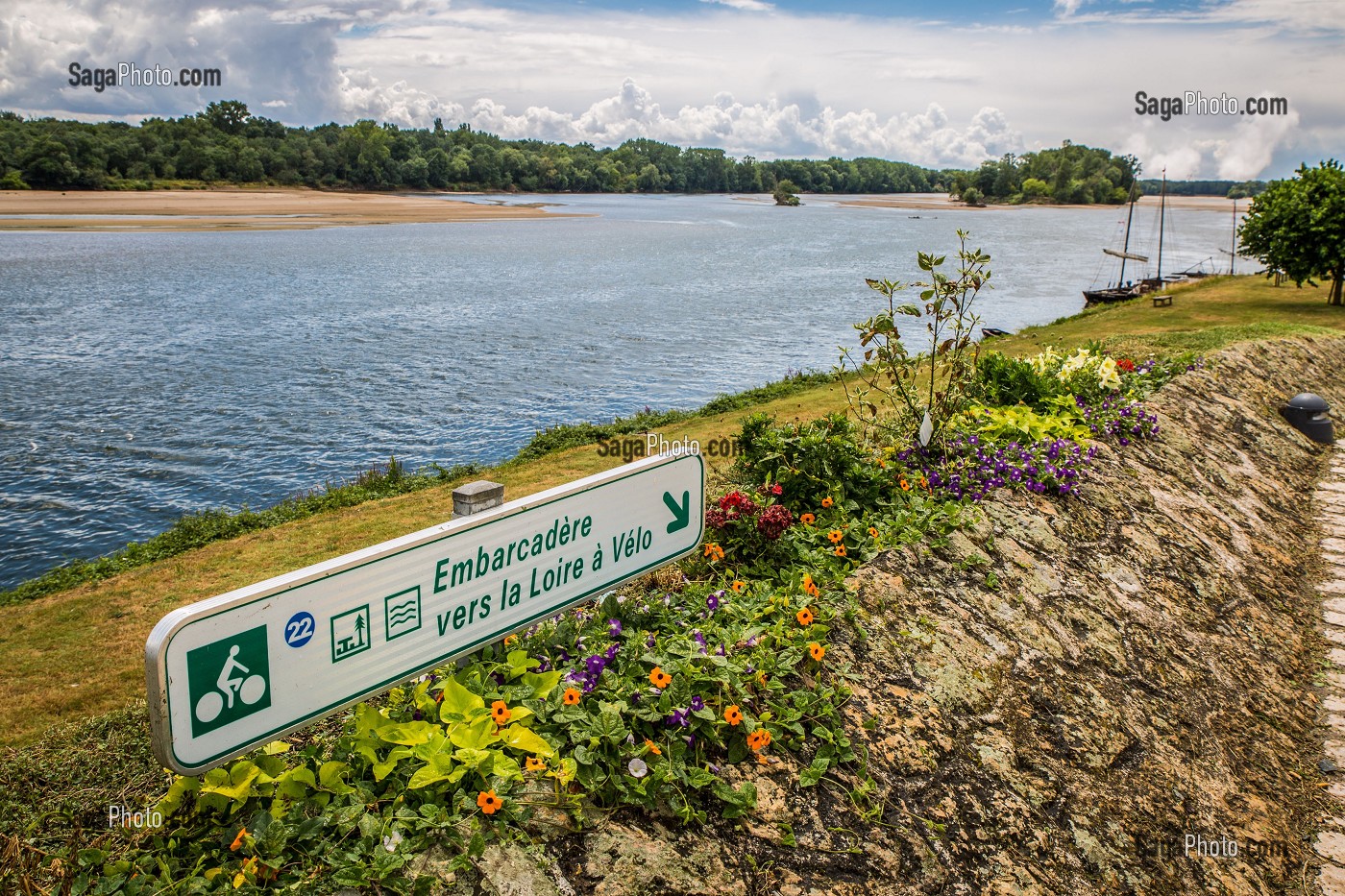 LA LOIRE AU FIL DE L'EAU, INDRE ET LOIRE, (37), REGION CENTRE VAL DE LOIRE, FRANCE 