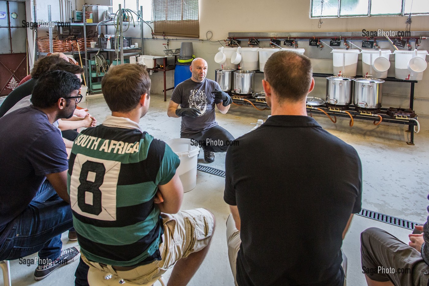 ATELIER DE BRASSAGE, LA MONTREUILLOISE, BIERE ARTISANALE 