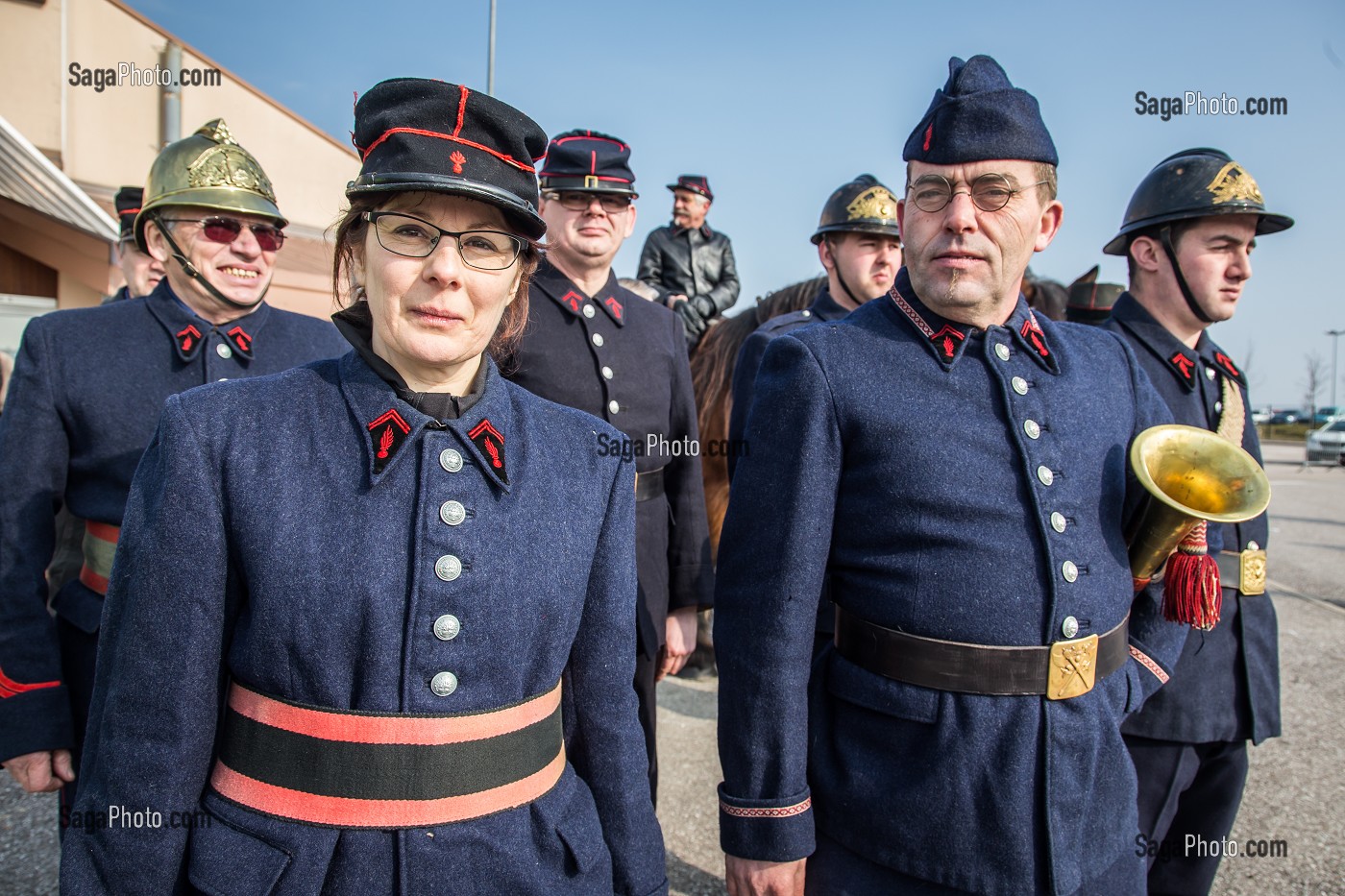 TENUES DE SAPEURS POMPIERS ANCIENNES 