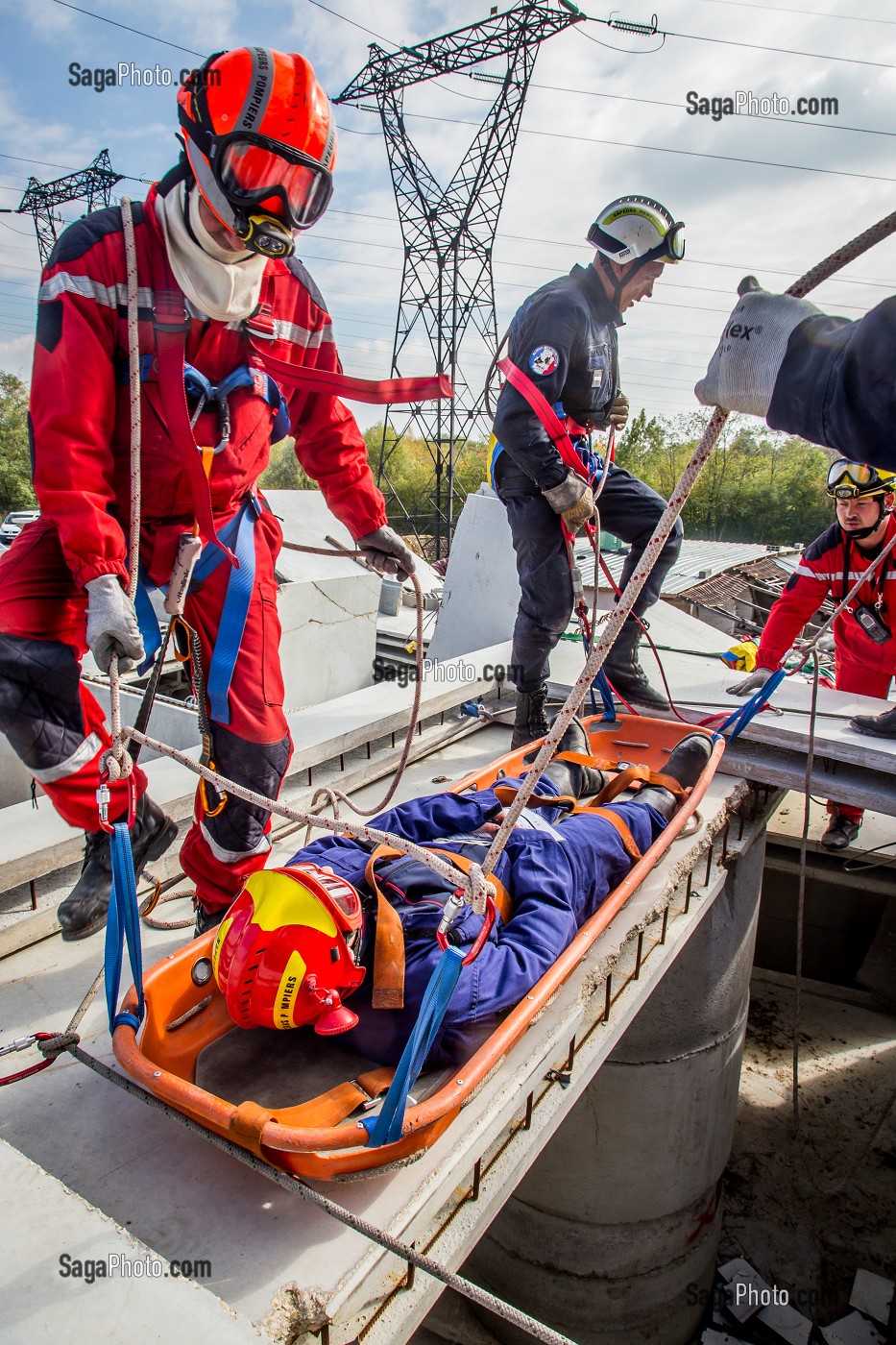 SAPEURS POMPIERS, SAUVETAGE DEBLAIEMENT 