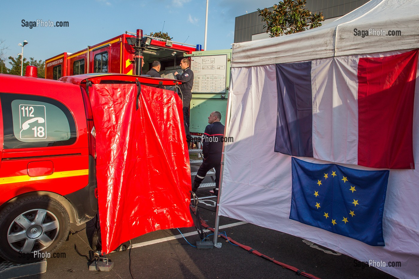 SAPEURS POMPIERS, SAUVETAGE DEBLAIEMENT 