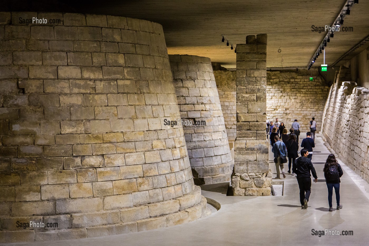 MUSEE DU LOUVRE 