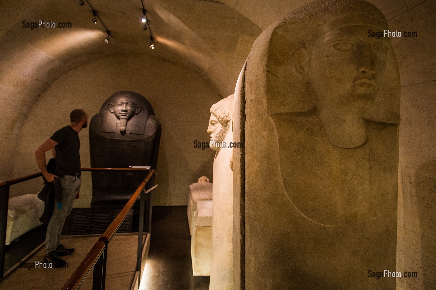 MUSEE DU LOUVRE 