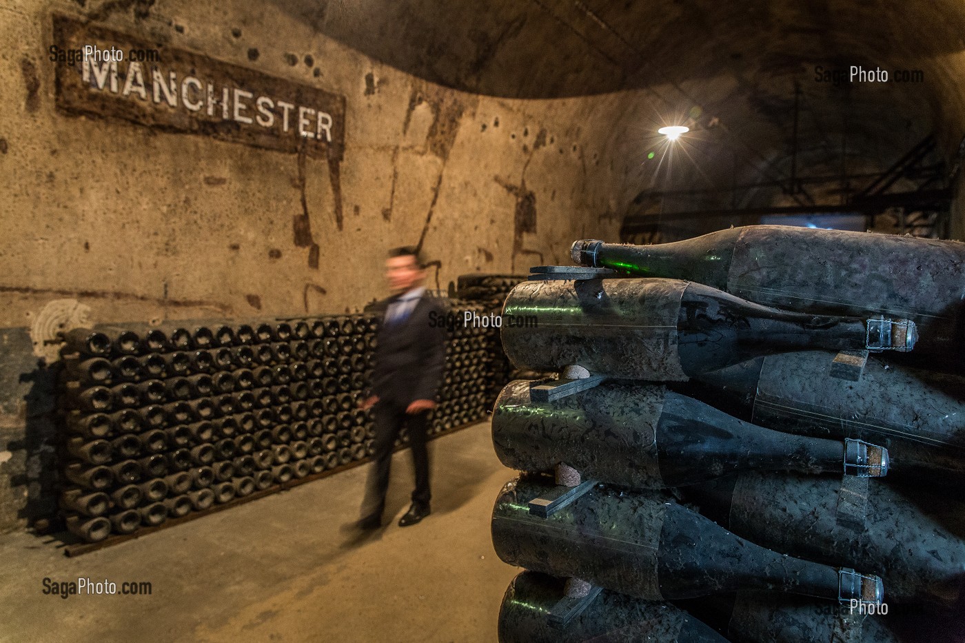 ILLUSTRATION VIN, FRANCE 