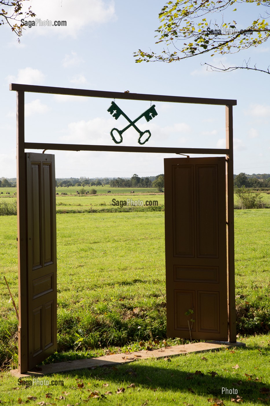 LA CLE DES CHAMPS, NORMANDIE, FRANCE 