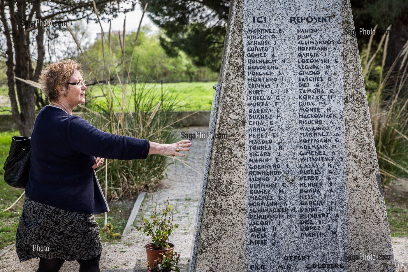 JACQUELINE PAYROT, PRESIDENTE DE FREE, FILS ET FILLES DE REPUBLICAINS ESPAGNOLS ET ENFANTS DE L’EXODE, RETIRADE, RETIRADA, MEMORIAL DU CAMP D’ARGELES SUR MER SITUE A VALMY, ARGELES SUR MER, PYRENEES-ORIENTALES (66), FRANCE 