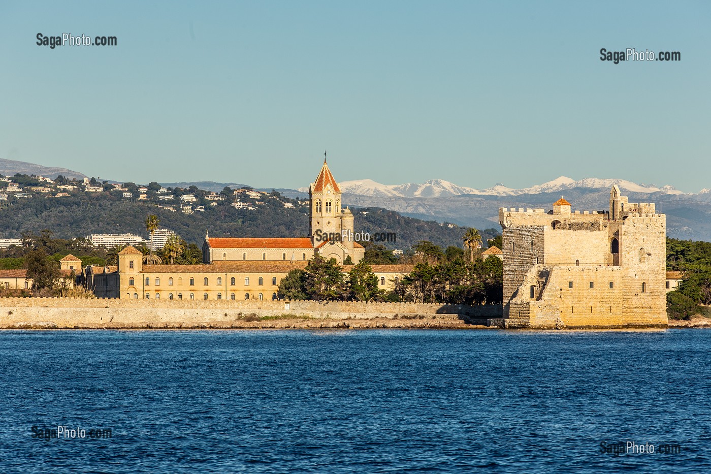 ILES DU LERINS, ILE SAINT HONORAT ET ABBAYE SAINT HONORAT, (06) ALPES MARITIMES, REGION SUD 