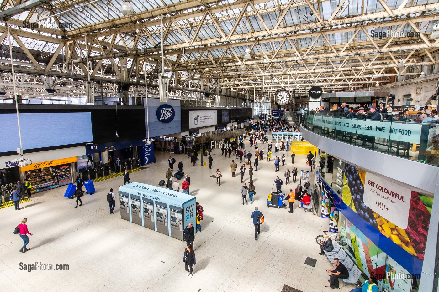 HALL DE GARE, GARE DE WATERLOO, LONDRES, ANGLETERRE 