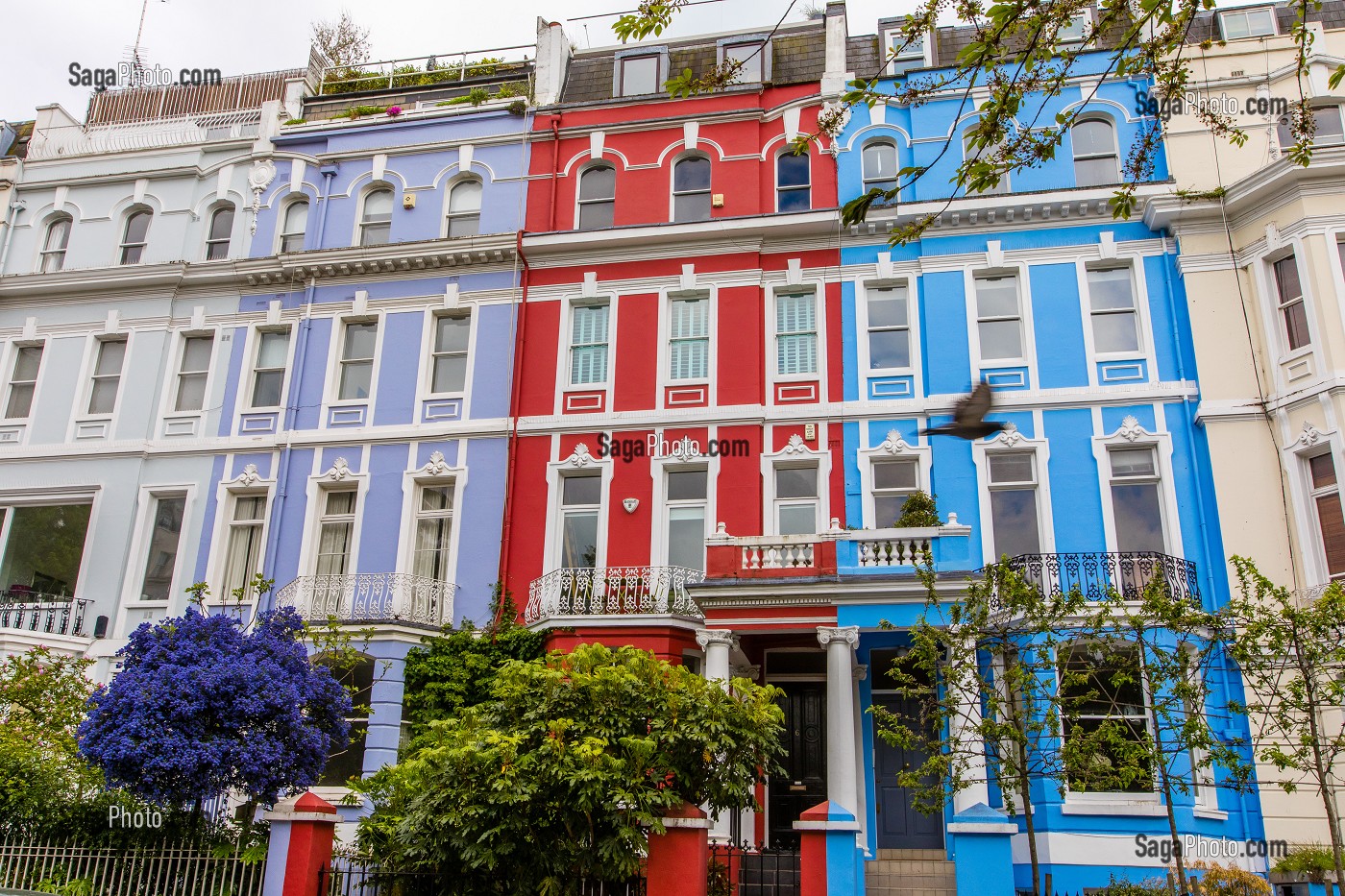 MAISON COLOREE PRES DE PORTOBELLO ROAD, PORTOBELLO MARKET, QUARTIER DE NOTTING HILL, LONDRES, ANGLETERRE 