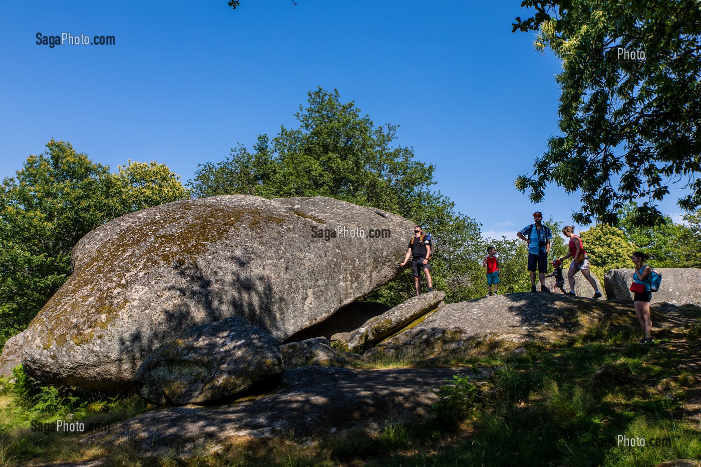 PIERRES JAUNATRES, SITE NATUREL, AMONCELLEMENT D’UNE QUARANTAINE DE SURPRENANTS BLOCS DE GRANIT, SITE CLASSE, UNE DES PROMENADES FAVORITES DE GEORGE SAND EN COMPAGNIE DE CHOPIN, (23) CREUSE, NOUVELLE AQUITAINE, FRANCE 