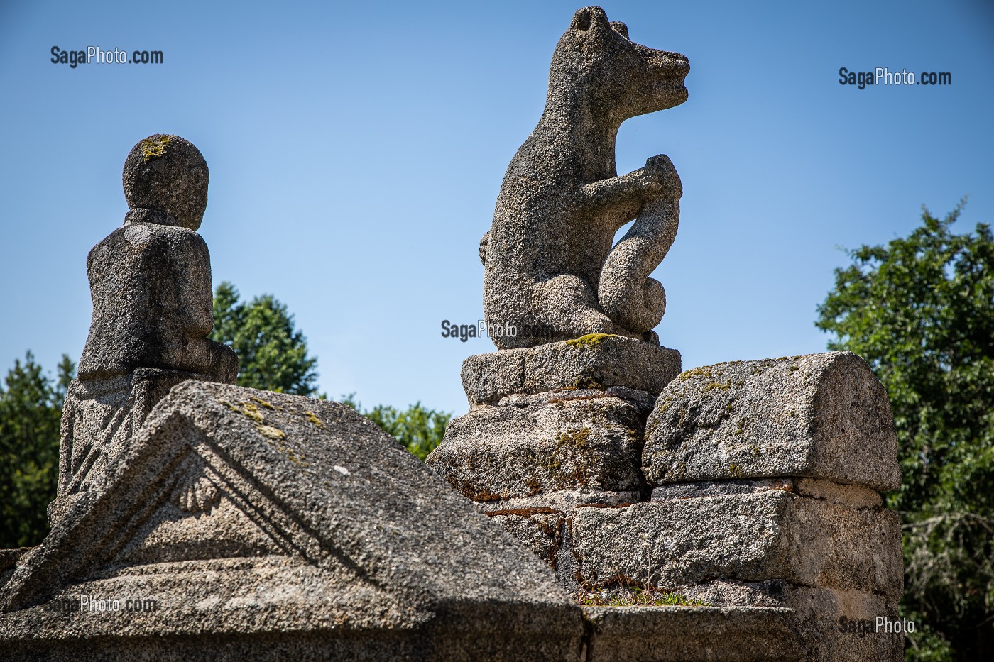 SCULPTURES, MAISON DU SCULPTEUR FRANCOIS MICHAUD, MASGOT, (23) CREUSE, LIMOUSIN, NOUVELLE AQUITAINE, FRANCE 