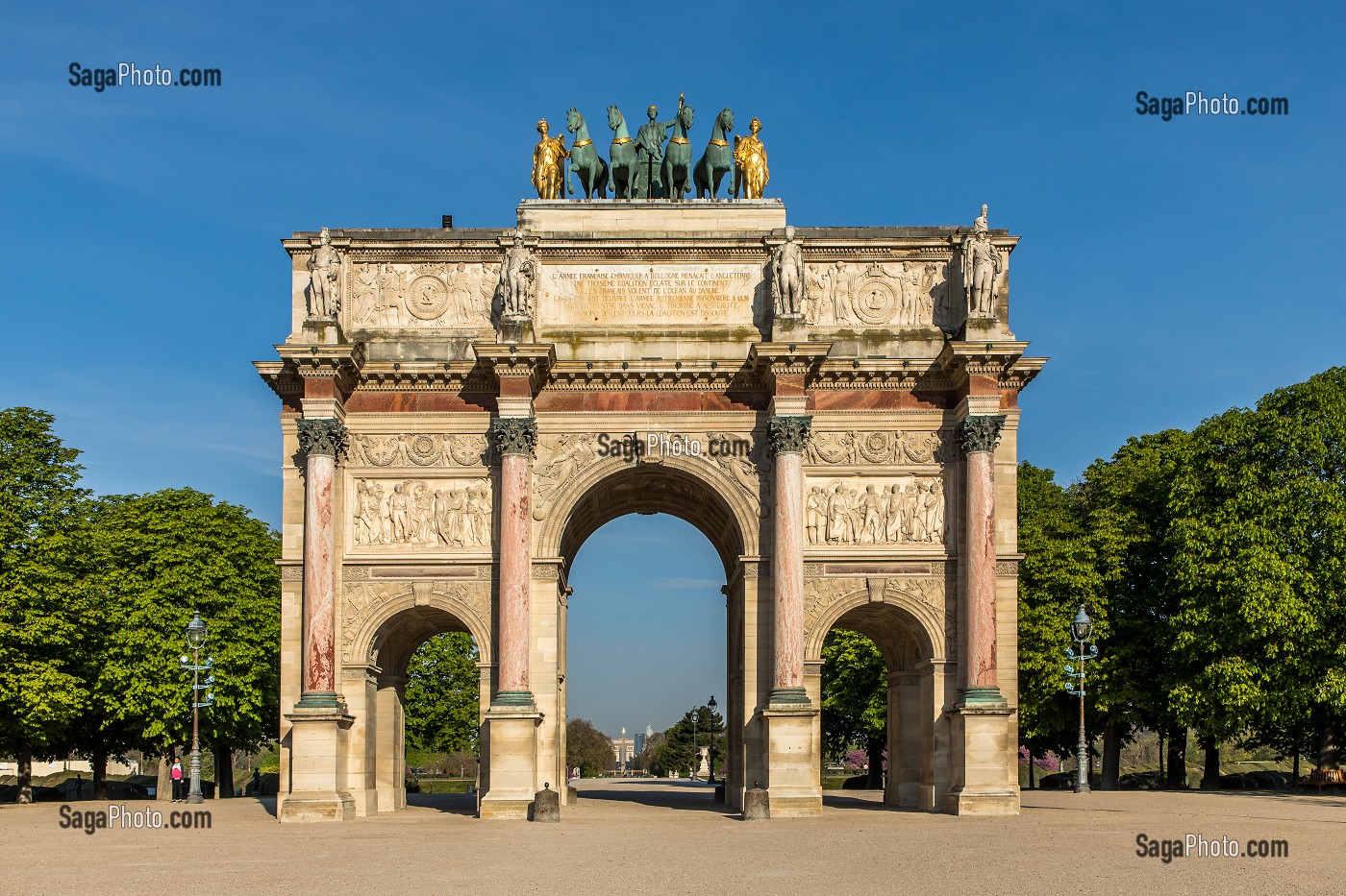 ARC DE TRIOMPHE DU CARROUSEL DU LOUVRE, JARDIN DES TUILERIES, 1ER ARRONDISSEMENT, PARIS, FRANCE 