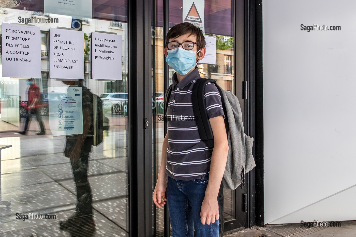 ILLUSTRATION RETOUR A L'ECOLE, RENTREE SCOLAIRE APRES CONFINEMENT LORS DU CONFINEMENT DE LA PANDEMIE DU COVID 19, CHARENTON LE PONT, ILE DE FRANCE, FRANCE, EUROPE 