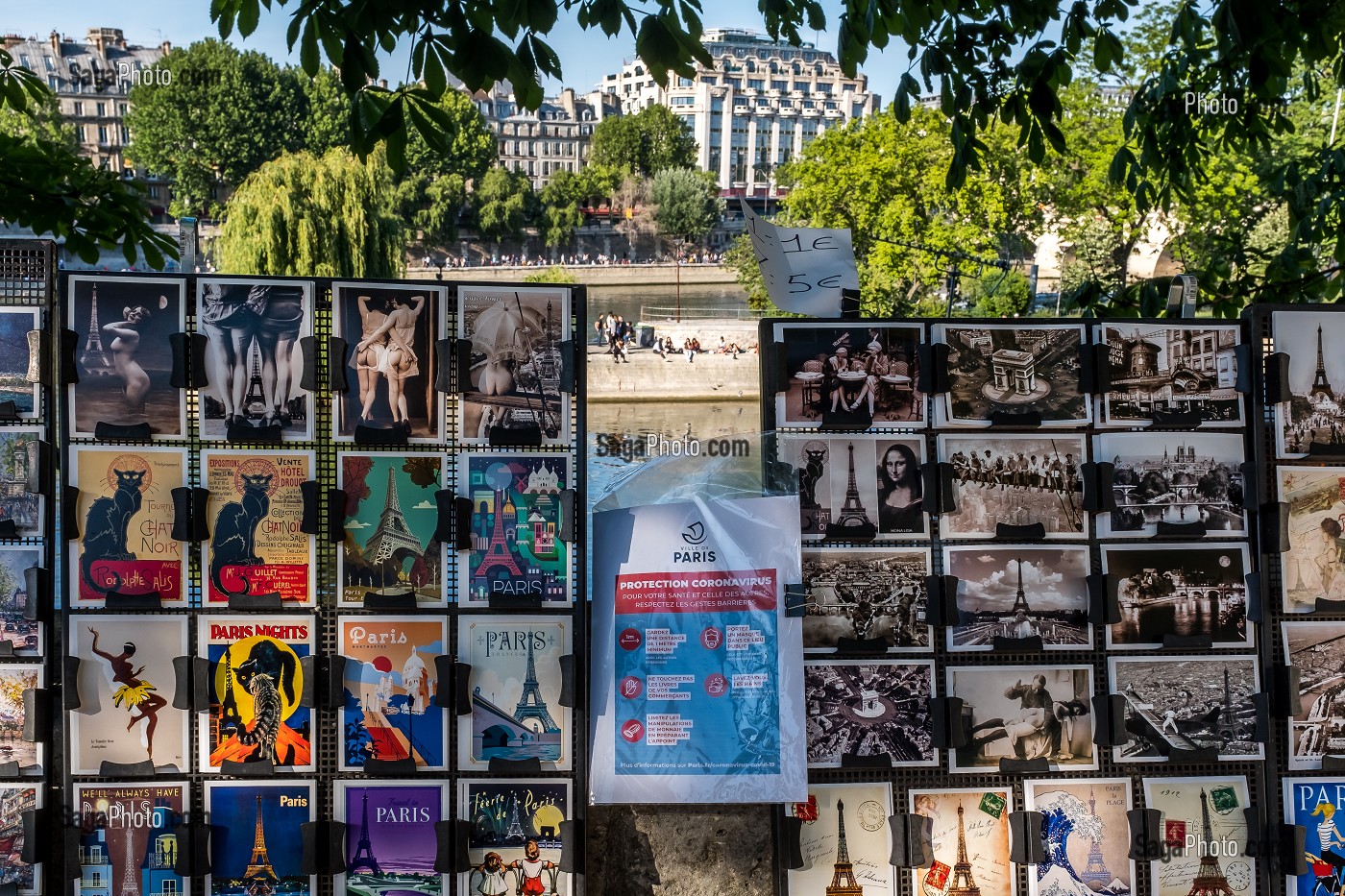 DECONFINEMENT, BOUQUINISTE PRES DE LA SAMARITAINE ET DU PONT NEUF, CORONAVIRUS, (75) PARIS, ILE DE FRANCE, FRANCE 