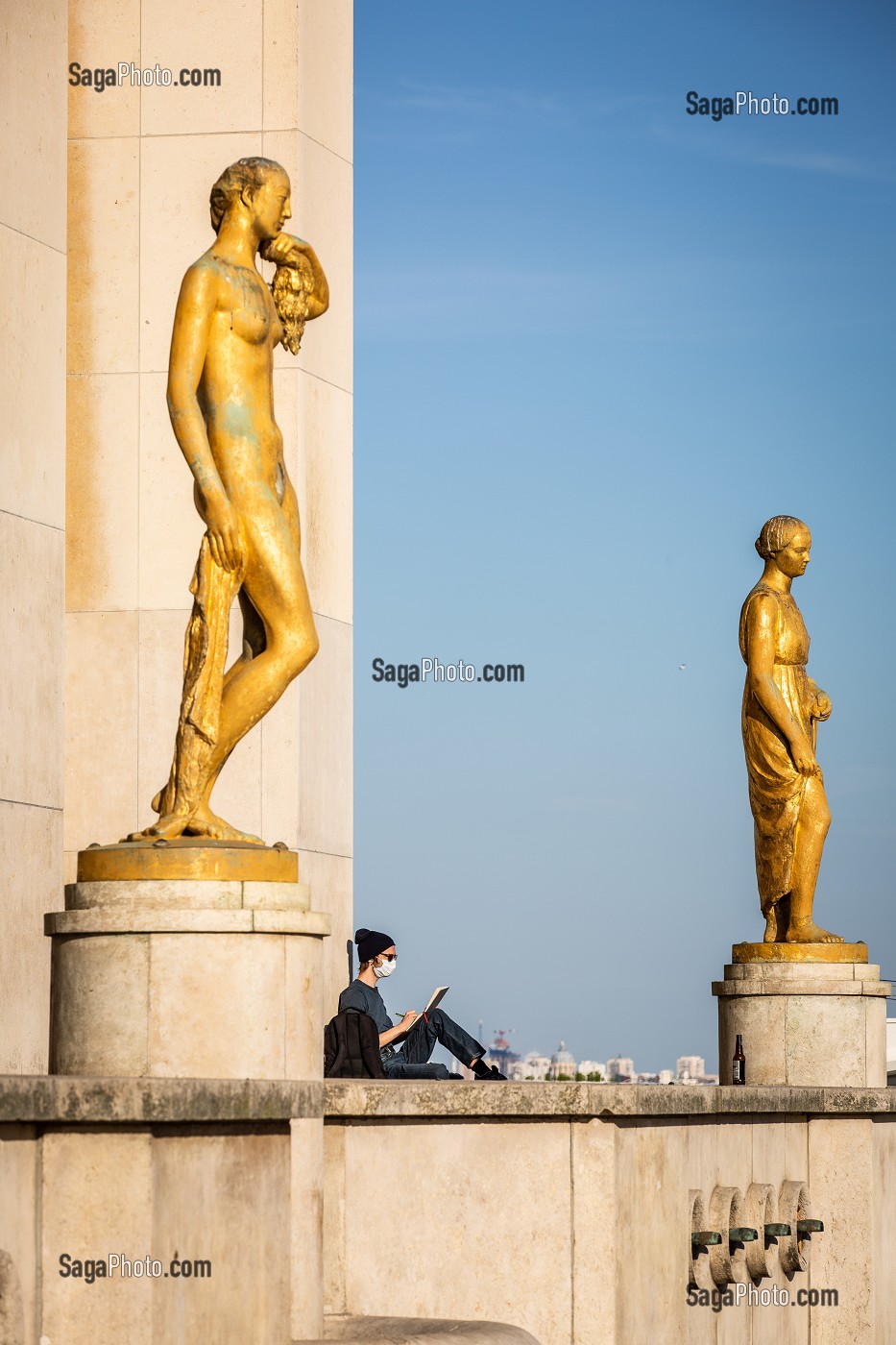 DECONFINEMENT SUR LE PARVIS DES LIBERTES ET DES DROITS DE L'HOMME, TROCADERO, (75) PARIS, ILE DE FRANCE, FRANCE 