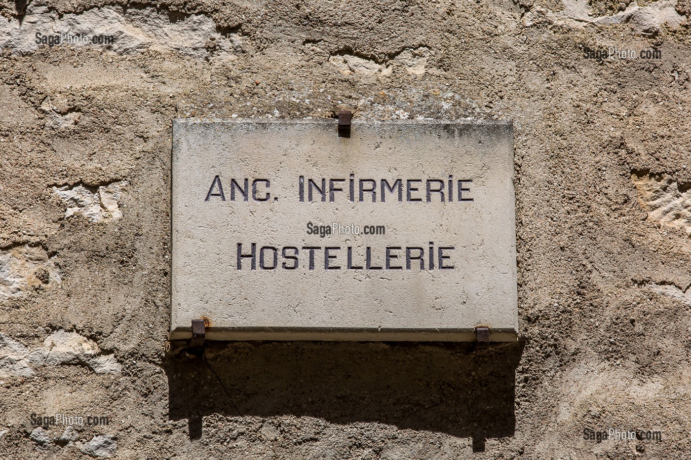 MAISON D'ACCUEIL DES PELERINS DE SAINT JACQUES DE COMPOSTELLE, VEZELAY, YONNE, BOURGOGNE, FRANCE 