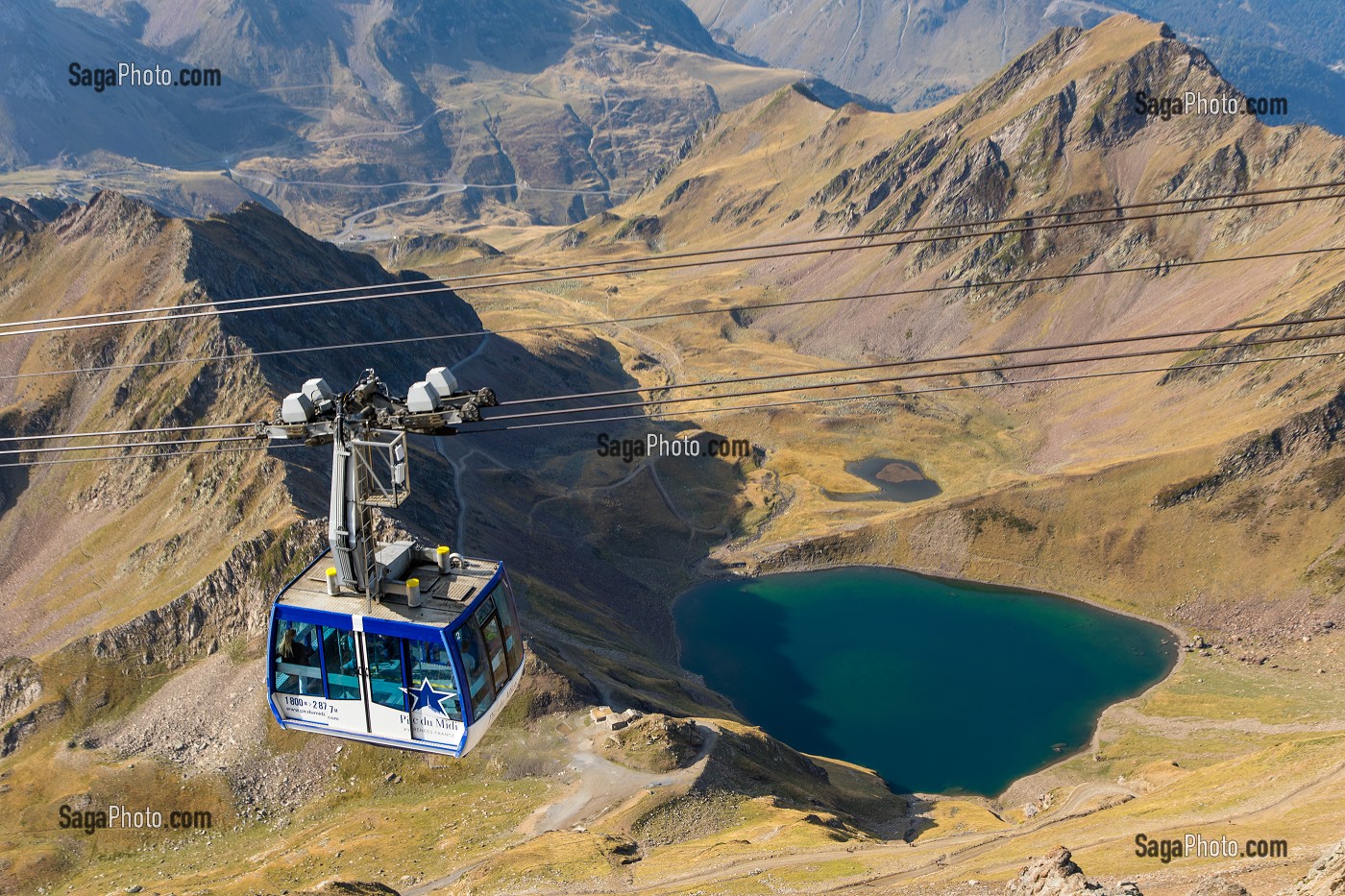 TELECABINE DU PIC DU MIDI DE BIGORRE, ALTITUDE DE 2876 METRES, BAGNERES DE BIGORRE, HAUTES PYRENEES, MIDI PYRENEES, OCCITANIE, FRANCE 