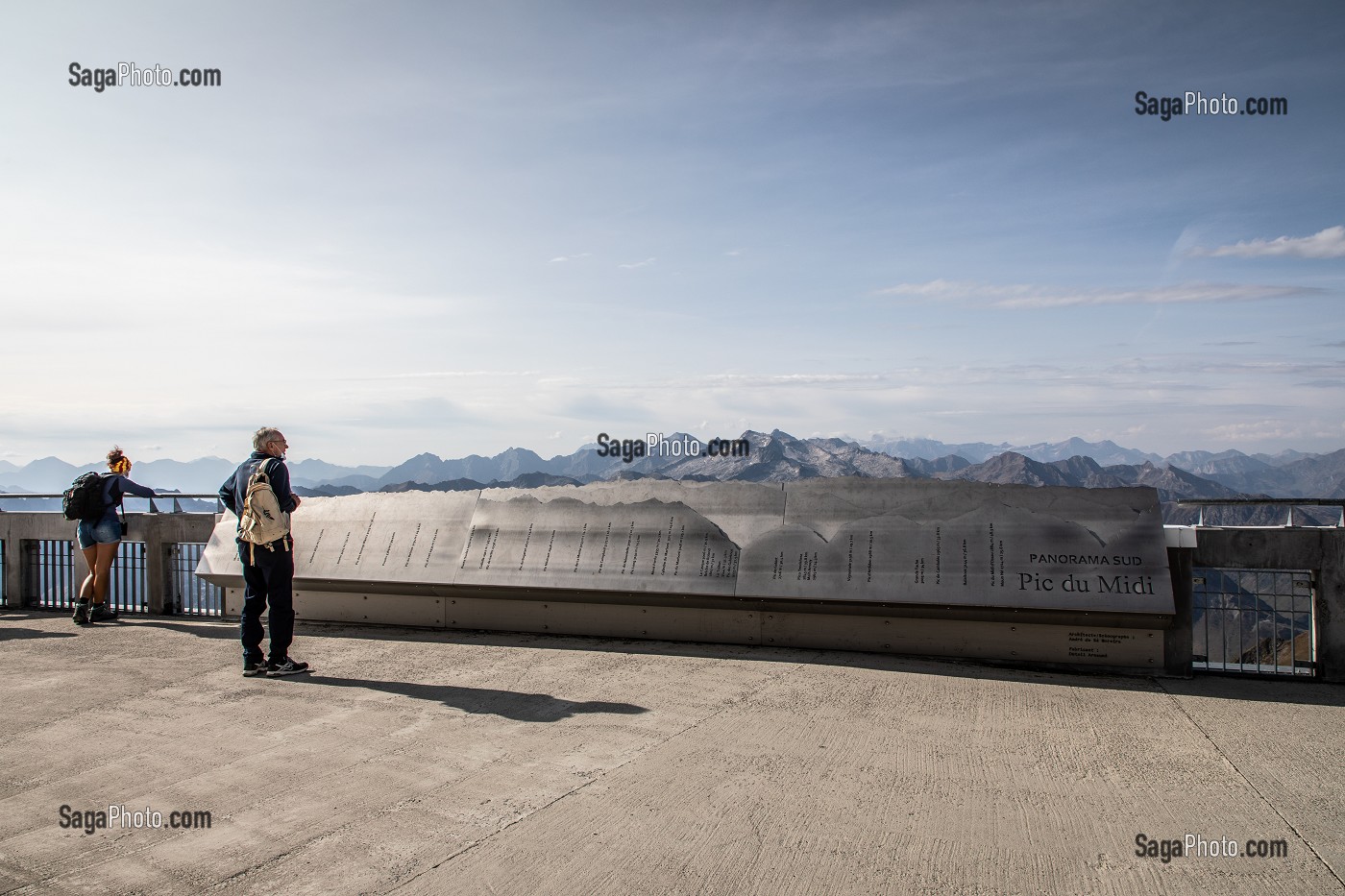 TERRASSE DE L'OBSERVATOIRE, PIC DU MIDI DE BIGORRE, BAGNERES DE BIGORRE, HAUTES PYRENEES, OCCITANIE, FRANCE 