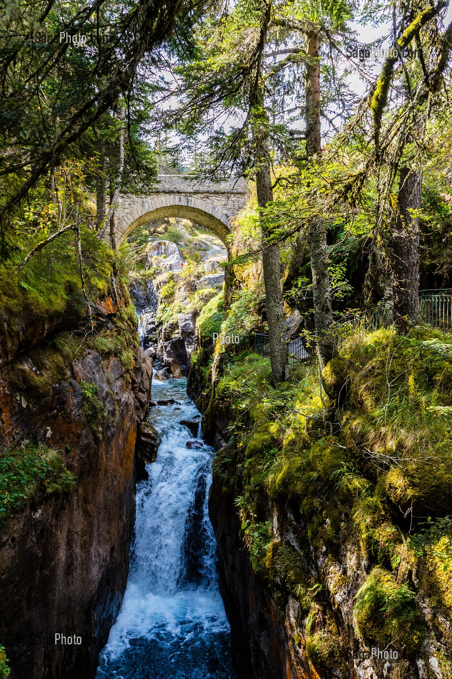 PONT D'ESPAGNE, CAUTERETS, HAUTES PYRENEES, MIDI PYRENEES, OCCITANIE, FRANCE 