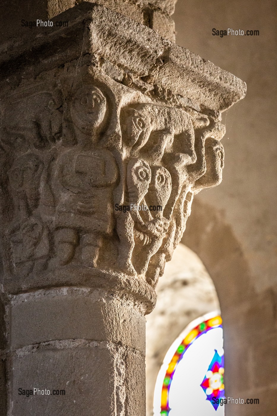 CHAPITEAUX DE L’EGLISE DE BIOLLET, (63) PUY DE DOME, AUVERGNE 