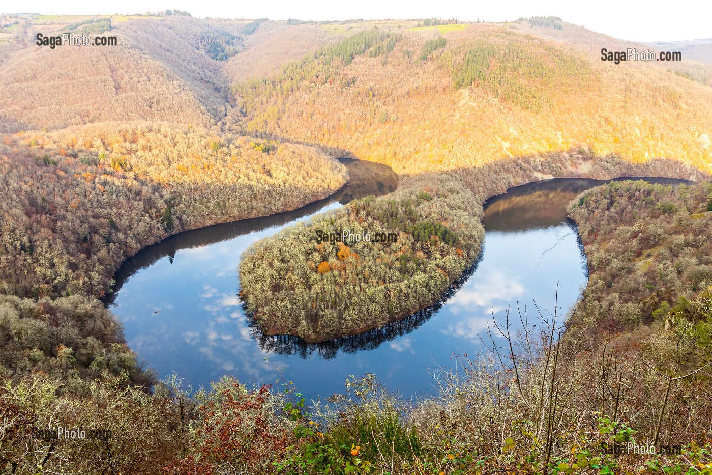 MEANDRE DE QUEUILLE, (63) PUY DE DOME, AUVERGNE 