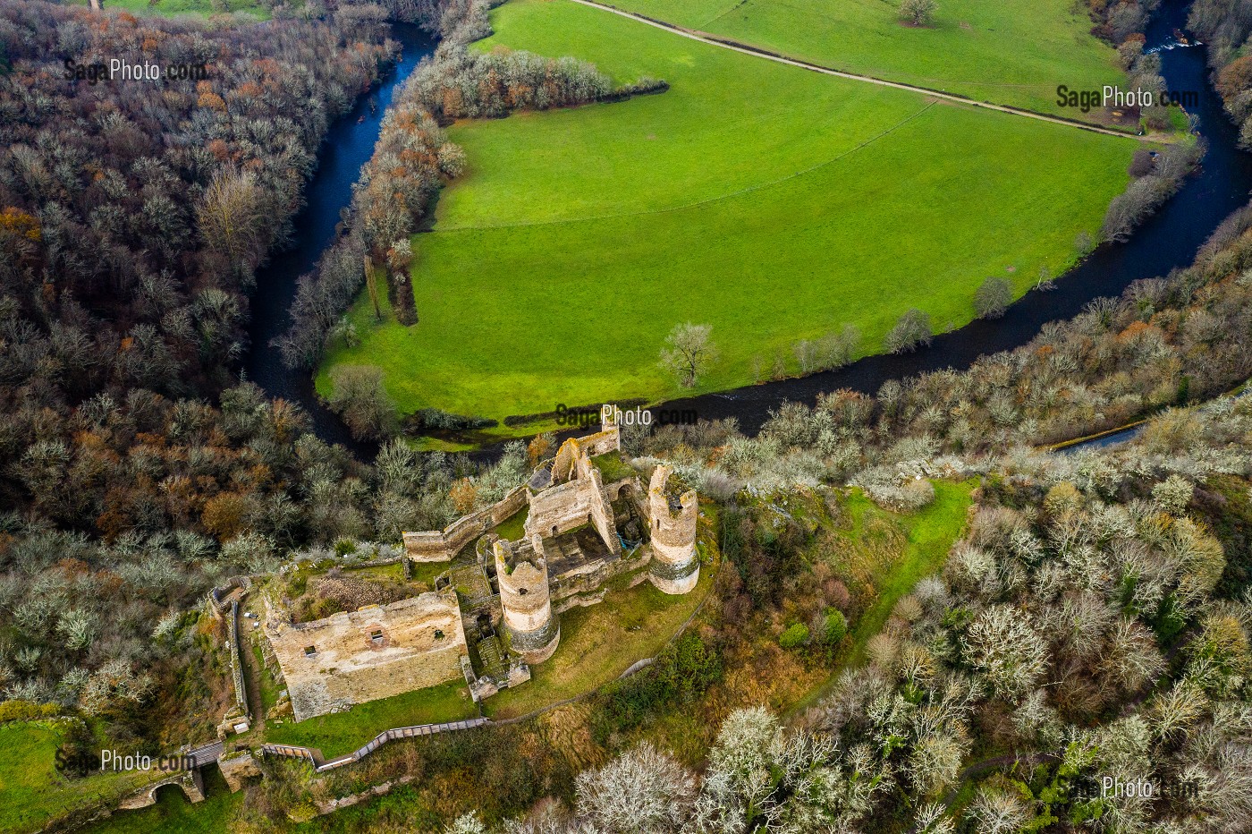 CHATEAU ROCHER, SAINT REMY DE BLOT, COMBRAILLES, (63) PUY DE DOME, AUVERGNE 