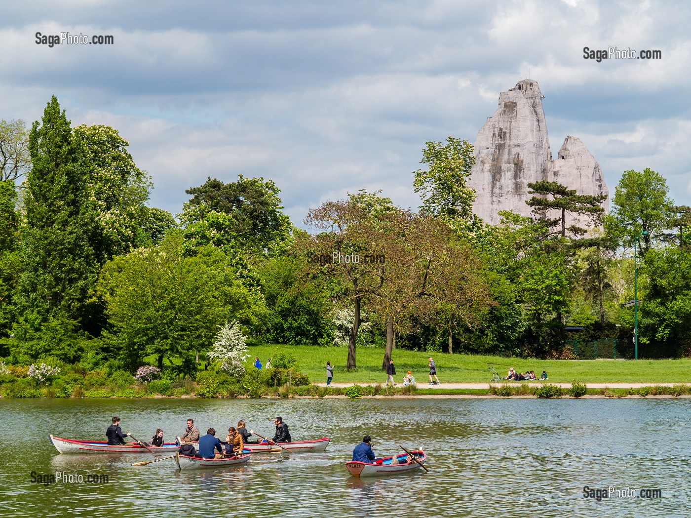 LAC ET ROTONDE, LAC DAUMESNIL ET GRAND ROCHER, PARC ZOOLOGIQUE DE PARIS, BOIS DE VINCENNES, PARIS, ILE DE FRANCE, FRANCE, EUROPE 