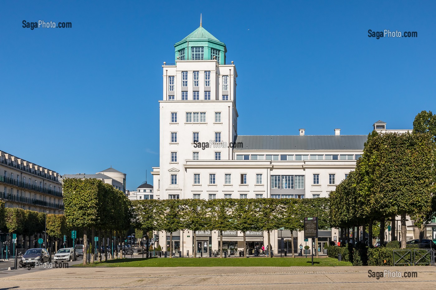 IMMEUBLE PLAZZA, PLACE D'ARIANE, VAL D'EUROPE, MARNE LA VALLEE, SEINE ET MARNE (77), FRANCE, EUROPE 