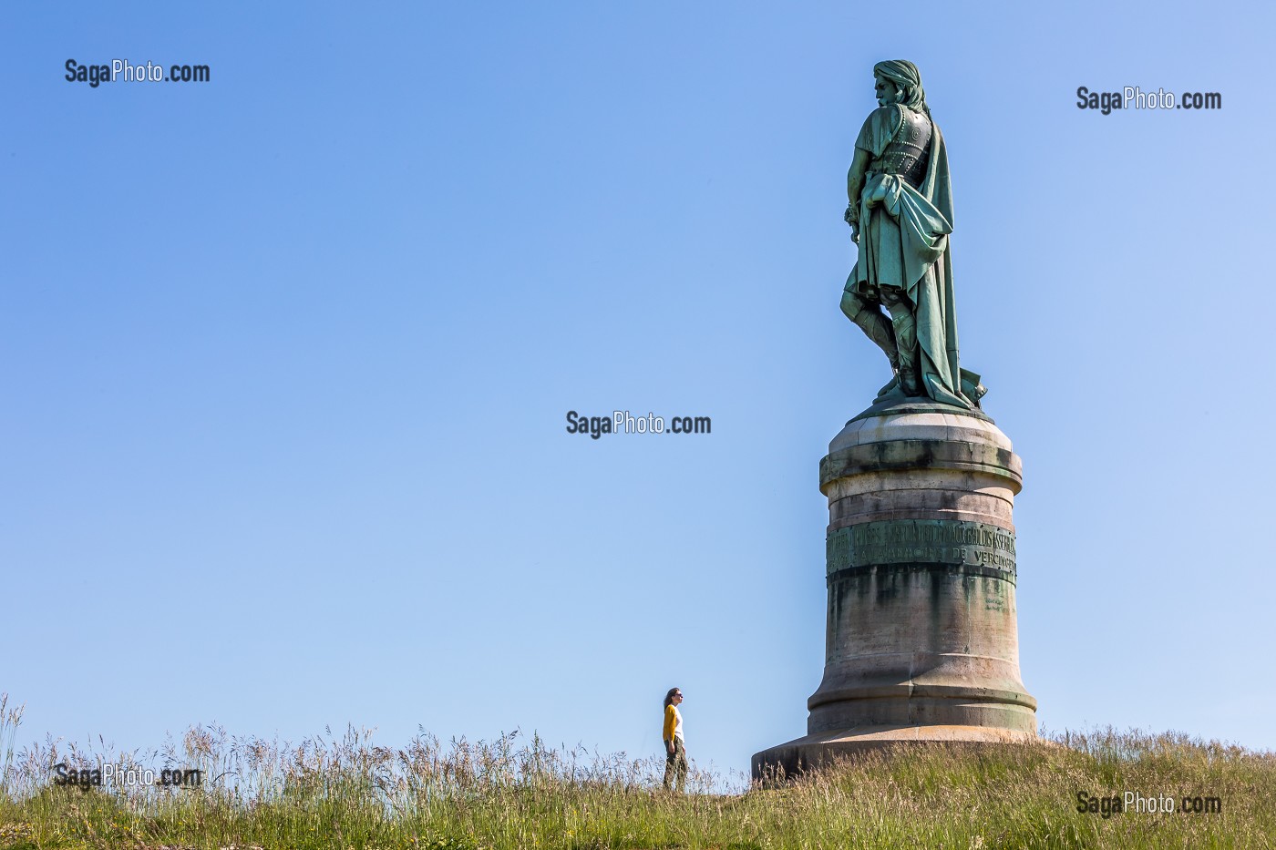 STATUE EN CUIVRE DE VERCINGETORIX, ALISE SAINTE REINE, ALESIA, (21) COTE-D'OR, BOURGOGNE, FRANCE 