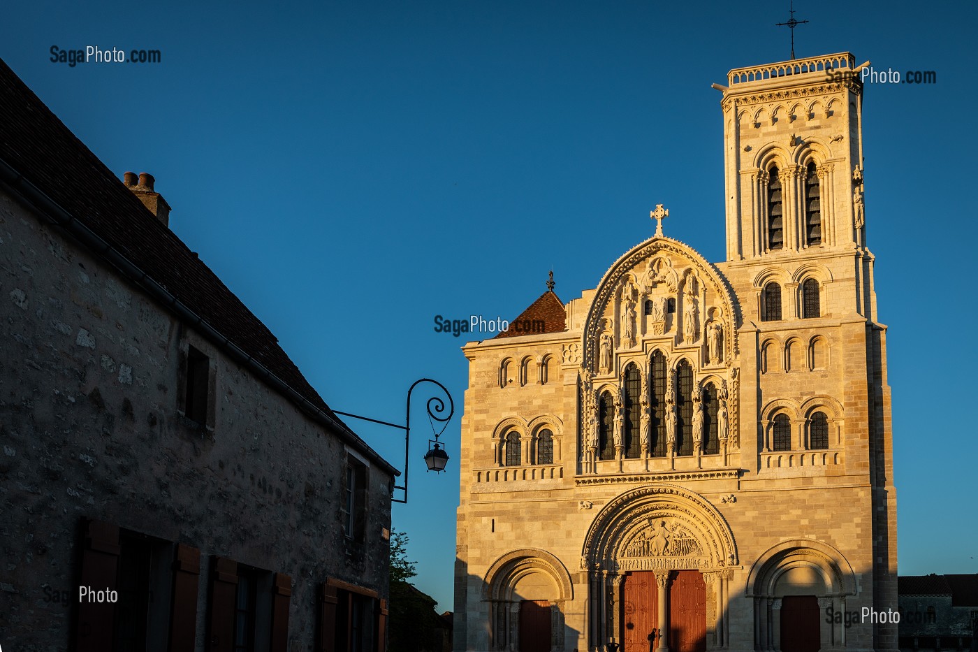 BASILIQUE SAINTE MARIE MADELEINE, VEZELAY, (89) YONNE, BOURGOGNE, FRANCE 