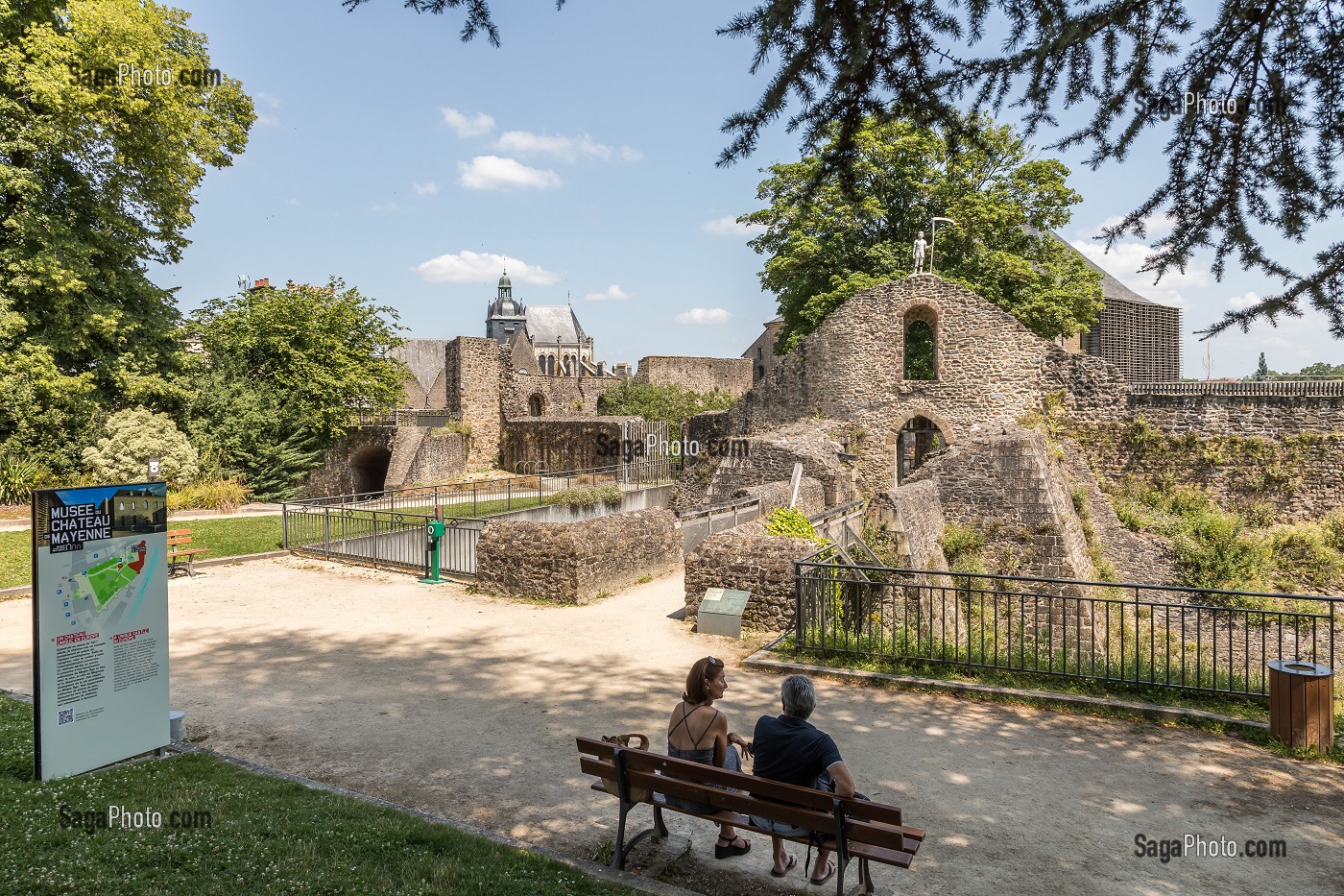 MUSEE DU CHATEAU DE MAYENNE, (53) MAYENNE, PAYS DE LA LOIRE 