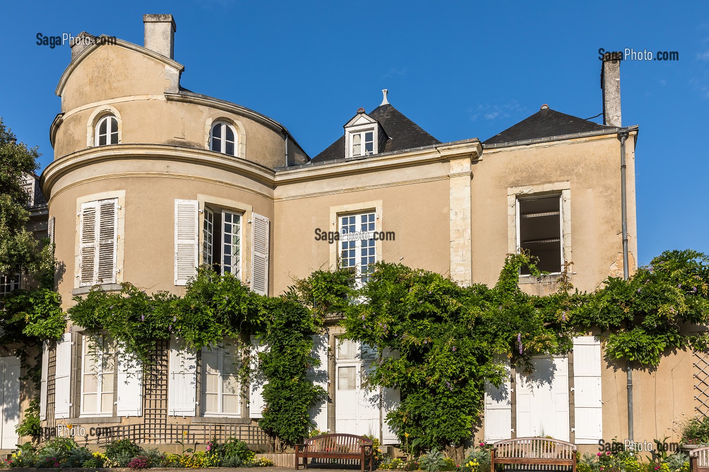 PAVILLON DU JARDIN DE LA PERRINE, LAVAL, (53) MAYENNE, PAYS DE LA LOIRE 