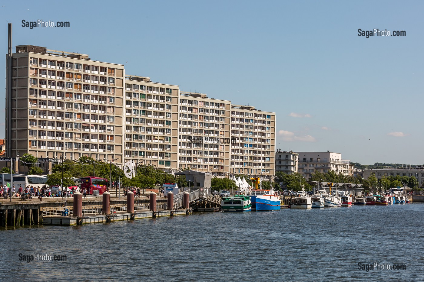 IMMEUBLES SURNOMME 'BUILDINGS', QUAI GAMBETTA, BOULOGNE SUR MER, (62) PAS-DE-CALAIS, FRANCE 