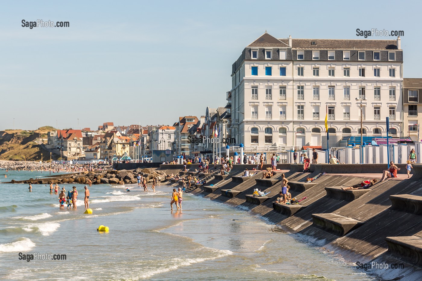 DIGUE ET PLAGE, WIMEREUX, (62) PAS-DE-CALAIS, FRANCE 