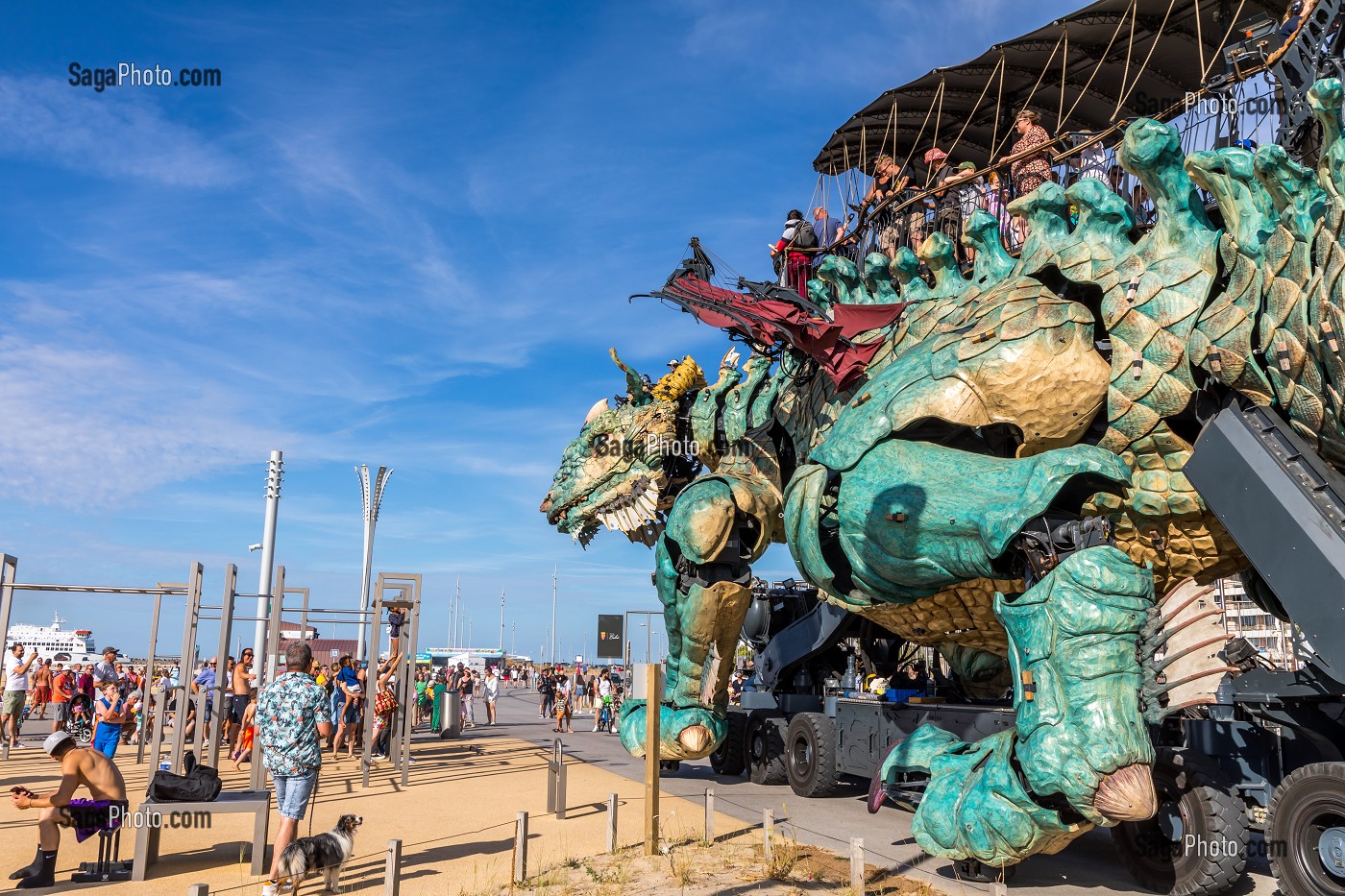 DRAGON DE CALAIS, DIGUE GASTON BERTHE, PLAGE DE CALAIS, CALAIS, (62) PAS-DE-CALAIS, FRANCE 