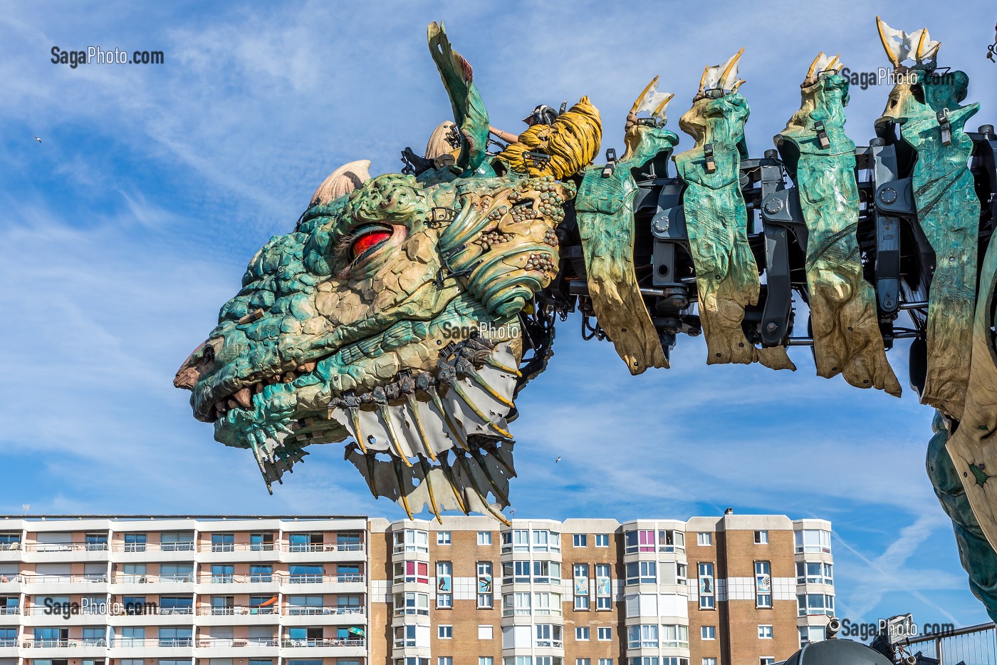 DRAGON DE CALAIS, DIGUE GASTON BERTHE, PLAGE DE CALAIS, CALAIS, (62) PAS-DE-CALAIS, FRANCE 