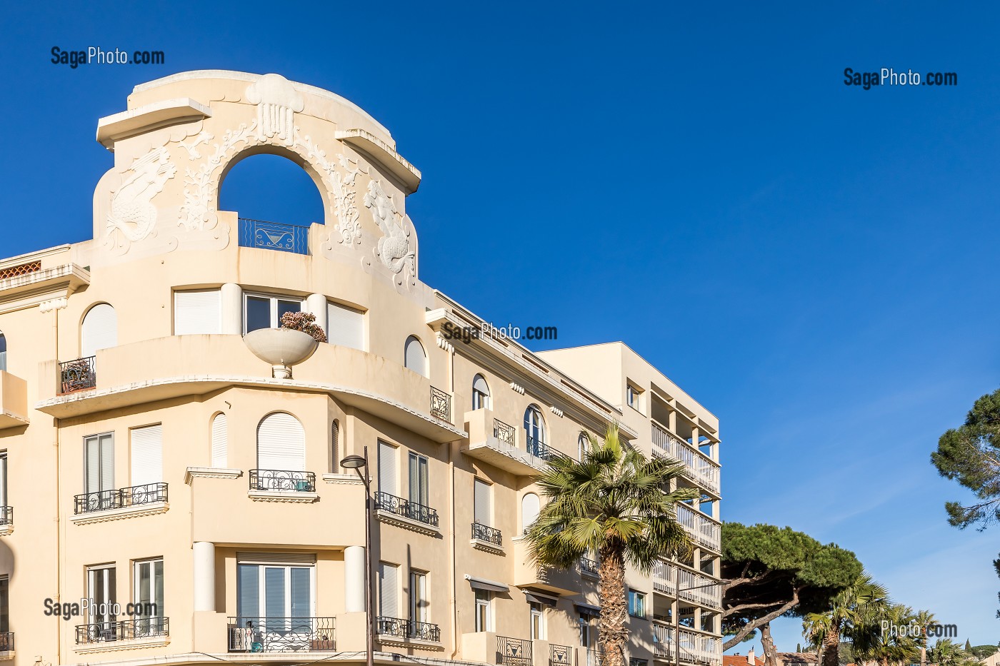 PALAIS DES SIRENES, ART DECO, SAINTE MAXIME 