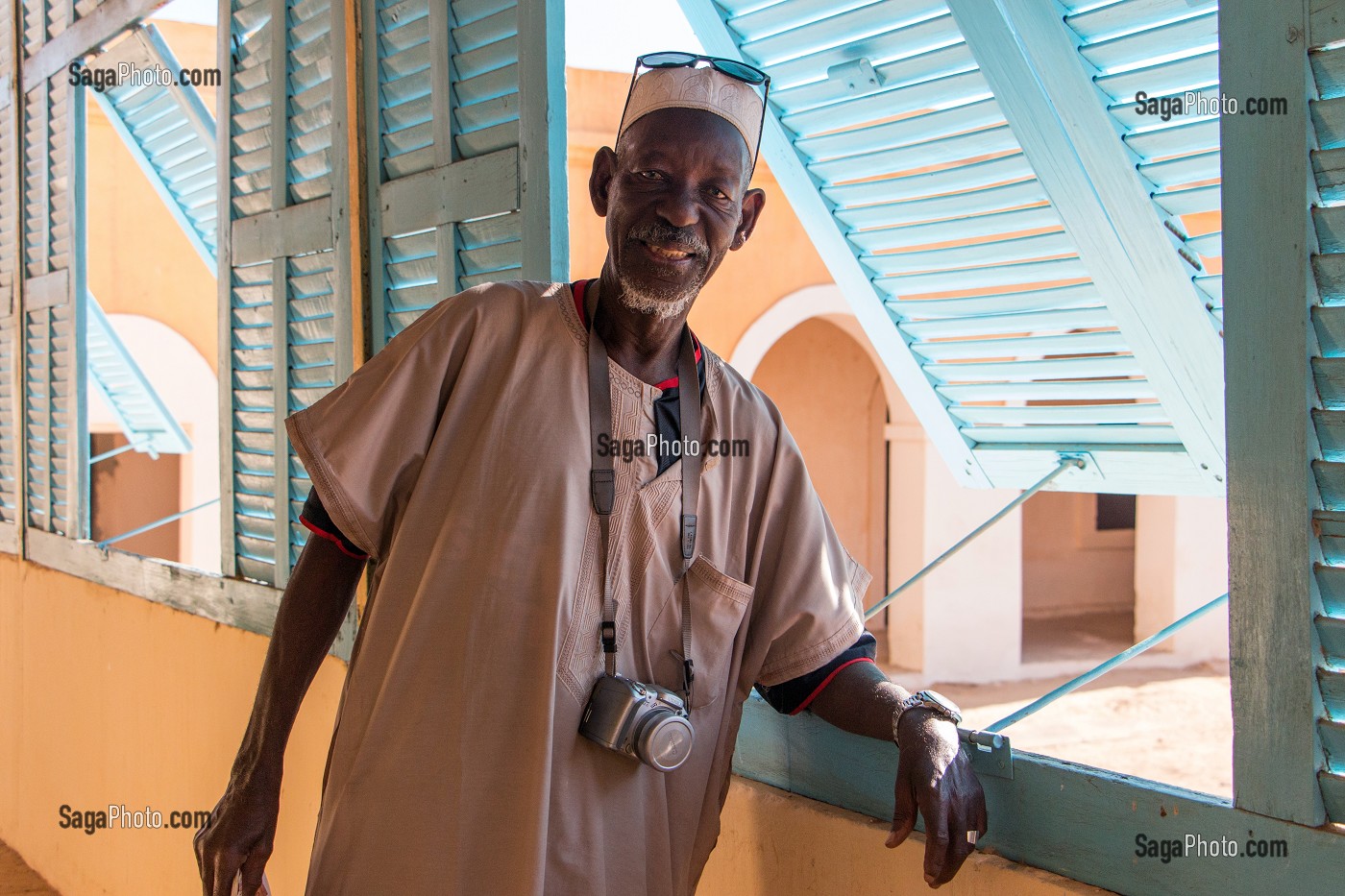 PHOTOGRAPHE OUMAR LY, ANCIEN FORT DU GENERAL FAIDHERBE TRANSFORME EN MUSEE REGIONAL, PODOR, SENEGAL, AFRIQUE DE L'OUEST 