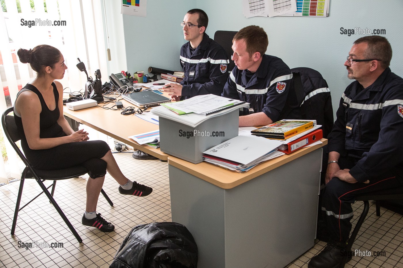 ENTRETIEN INDIVIDUEL, TEST DE CAMPAGNE DE RECRUTEMENT DEPARTEMENTALE DES SAPEURS-POMPIERS VOLONTAIRES, BERNAY, EURE (27), FRANCE 