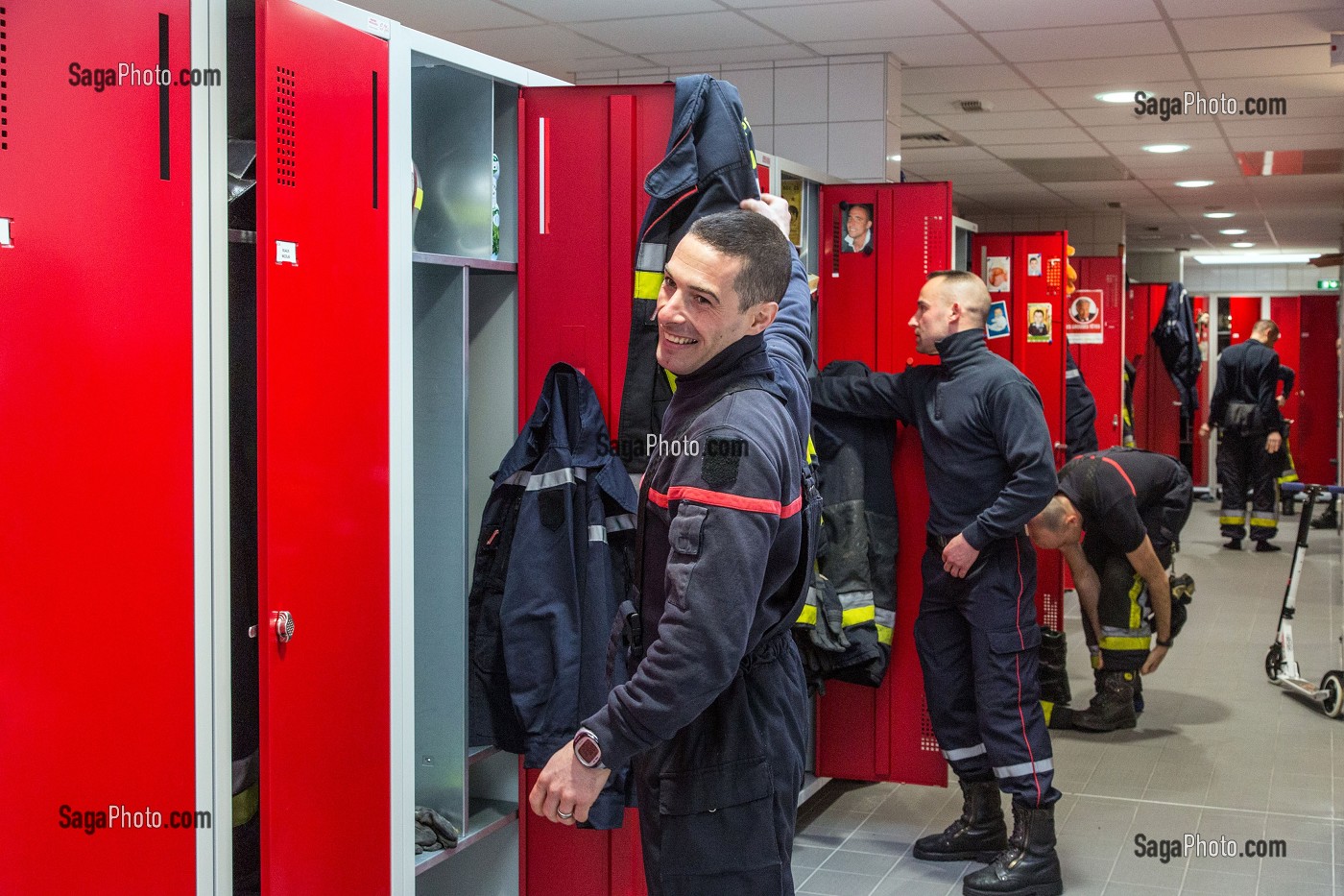 SAPEURS-POMPIERS, CHARTRES, FRANCE