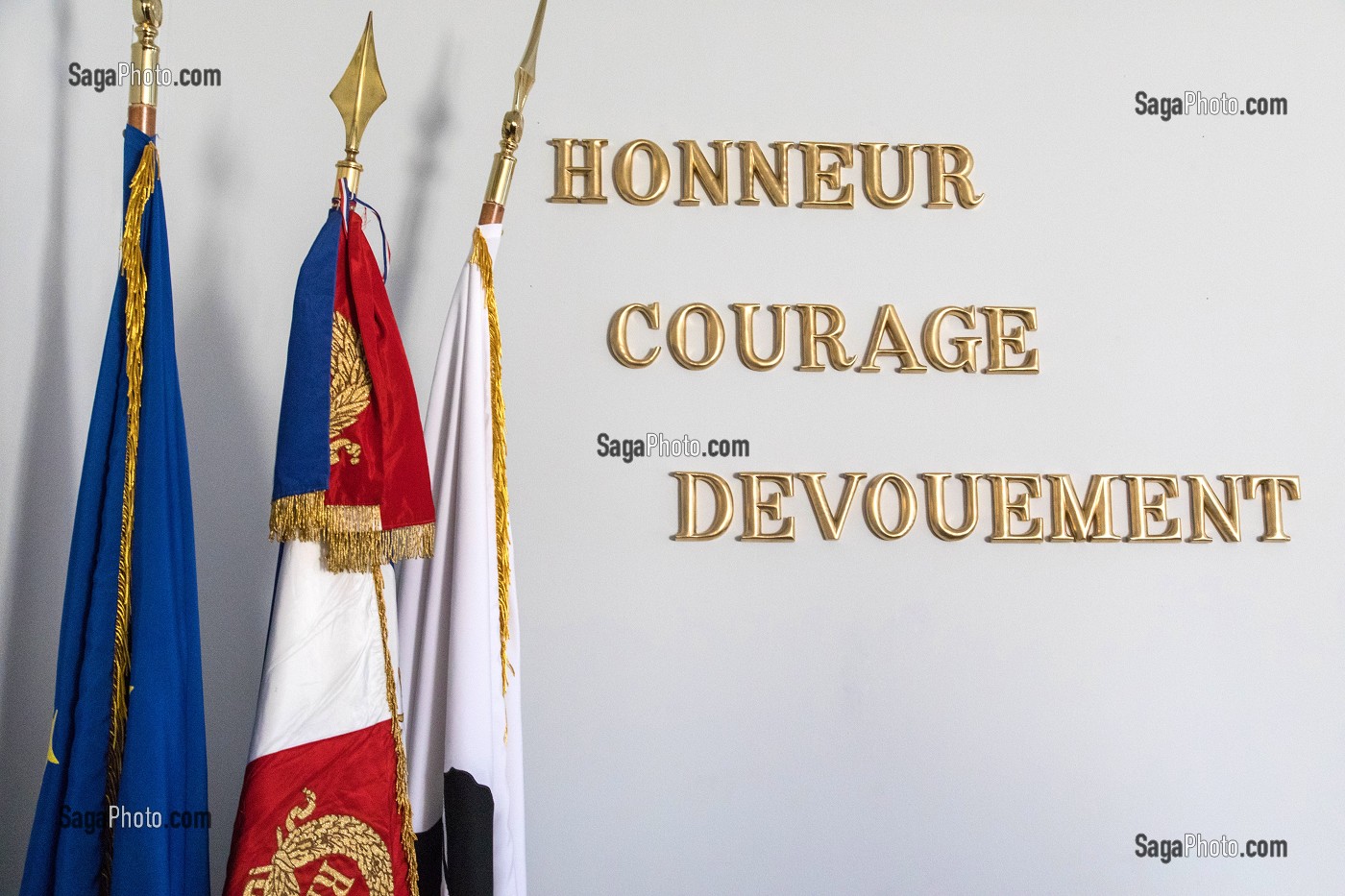 DEVISE DES SAPEURS-POMPIERS, HONNEUR, COURAGE, DEVOUEMENT AJACCIO, FRANCE 